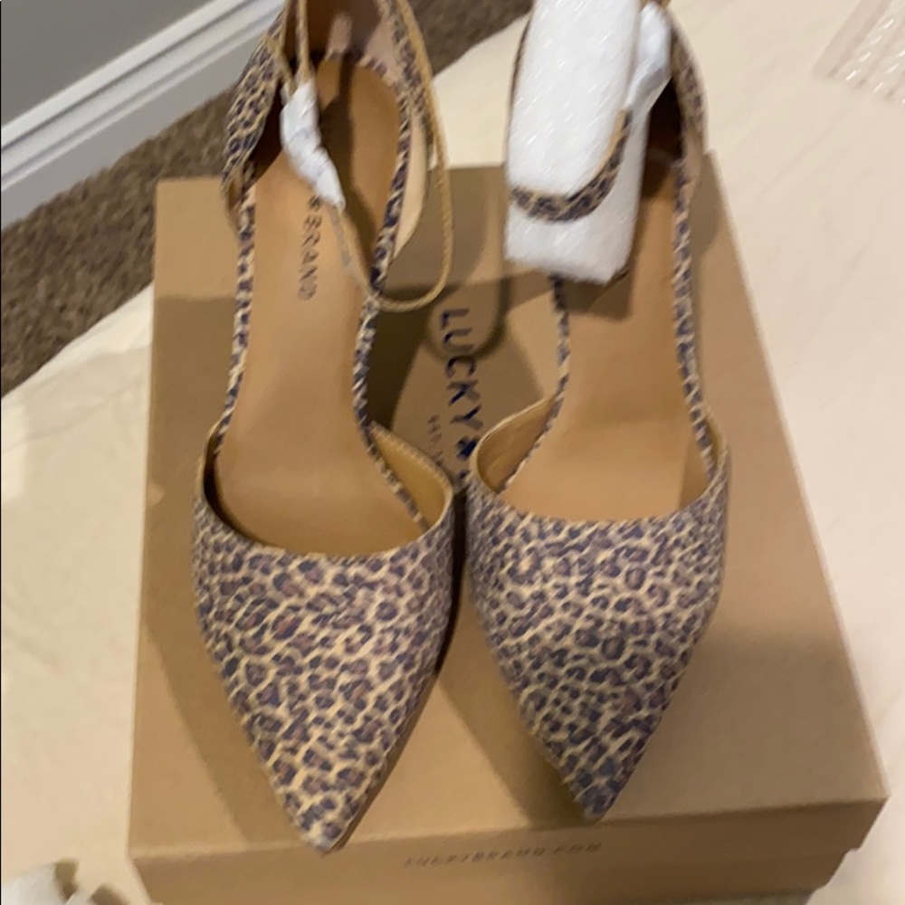 Lucky Brand ... super sexy leopard pumps